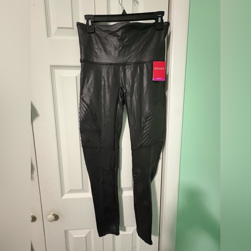 SPANX Black Textured Leggings
